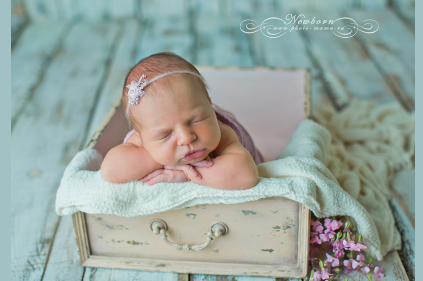 "Newborn" съёмка новорожденных